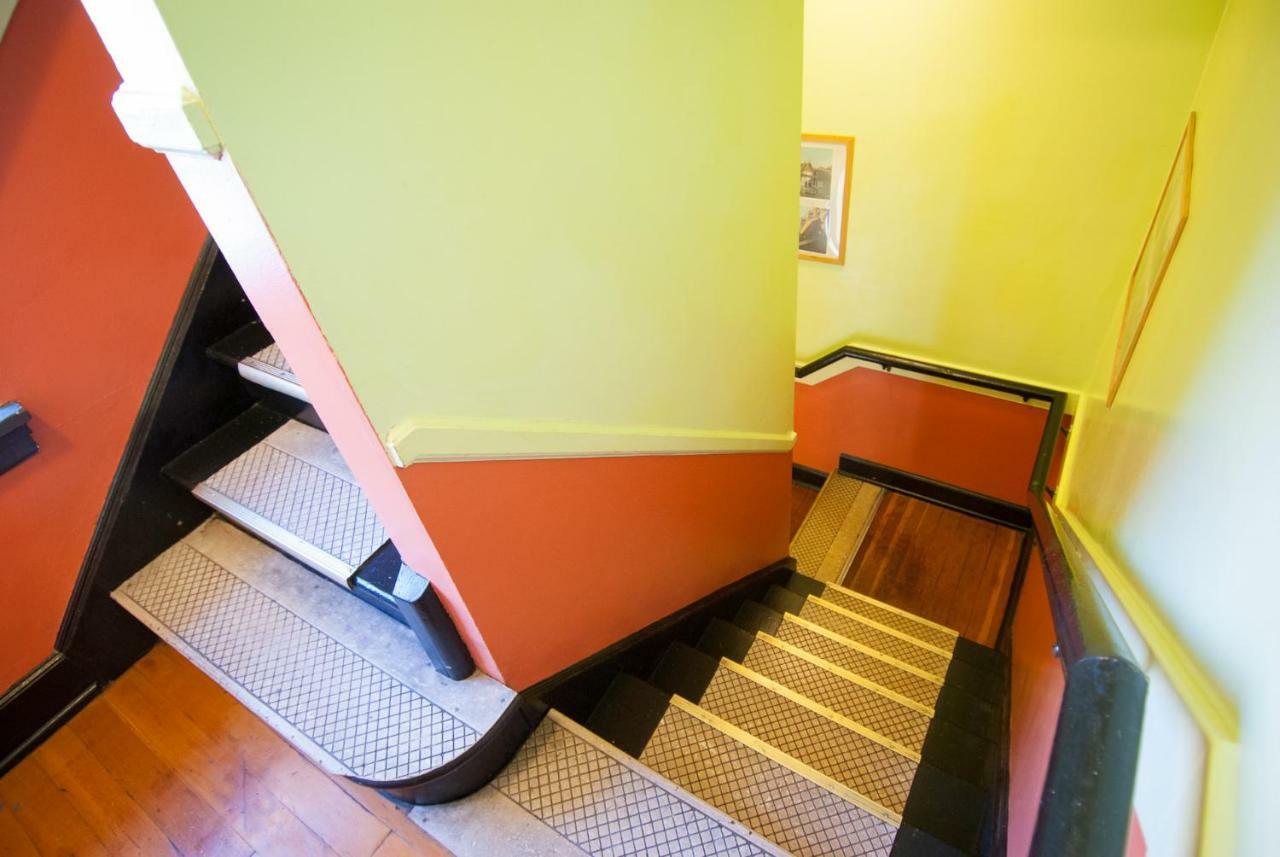 Ocean Island Inn | Backpackers | Suites Victoria Esterno foto